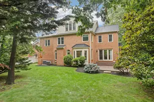 7952 Blitz Ct, Dunn Loring, VA 22027 - Photo 49