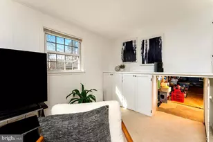 7013 Galgate Dr, Springfield, VA 22152 - Photo 19