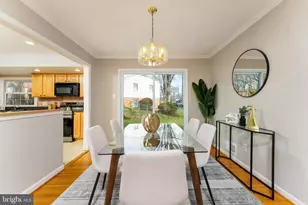 7013 Galgate Dr, Springfield, VA 22152 - Photo 3