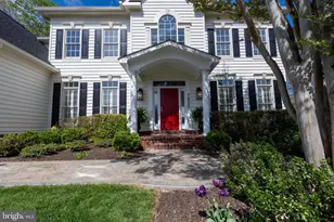 7822 Gambrill Woods Way, Springfield, VA 22153 - Photo 3