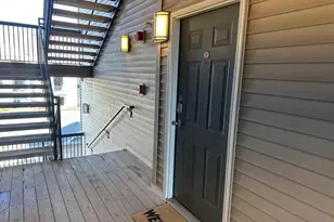 5132 Brittney Elyse Cir, Centreville, VA 20120 - Photo 3