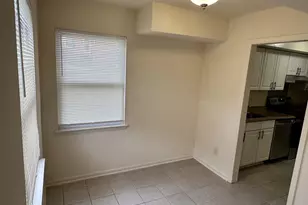 9636 Hagel Cir, Lorton, VA 22079 - Photo 3