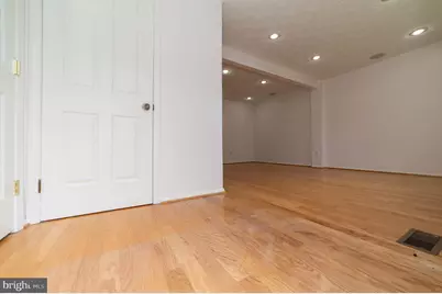 5569 Caithness Court, Fairfax, VA 22032 - Photo 7