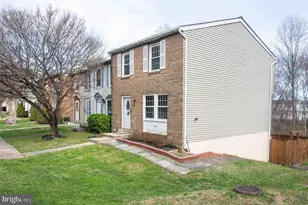 5569 Caithness Ct, Fairfax, VA 22032 - Photo 3