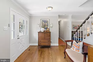 9822 Wolcott Dr, Burke, VA 22015 - Photo 3