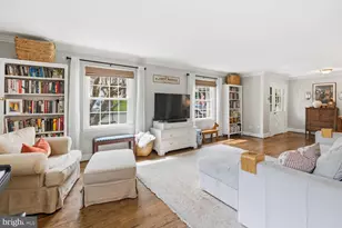 9822 Wolcott Dr, Burke, VA 22015 - Photo 11