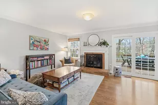 9822 Wolcott Dr, Burke, VA 22015 - Photo 23