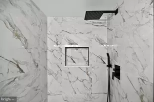 5866 Bridgetown Ct, Burke, VA 22015 - Photo 23