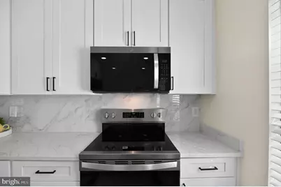 5866 Bridgetown Ct, Burke, VA 22015 - Photo 13