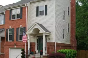 9433 William Kirk Ln, Burke, VA 22015 - Photo 13