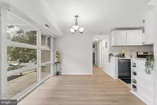 4333 Americana Dr, Annandale, VA 22003 - Photo 9