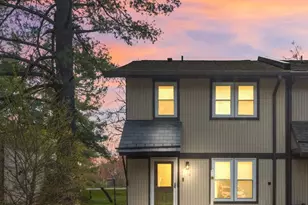 9710 Ashbourn Dr, Burke, VA 22015 - Photo 1