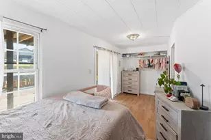 9710 Ashbourn Dr, Burke, VA 22015 - Photo 27