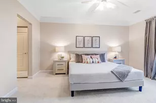 7860 Rolling Woods Ct, Springfield, VA 22152 - Photo 29