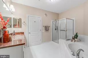 7860 Rolling Woods Ct, Springfield, VA 22152 - Photo 39