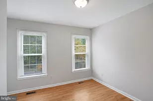 14623 Lock Dr, Centreville, VA 20120 - Photo 23