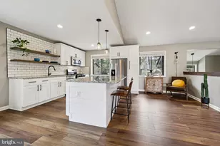 10913 Howland Dr, Reston, VA 20191 - Photo 17