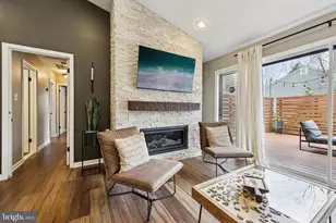 10913 Howland Dr, Reston, VA 20191 - Photo 9