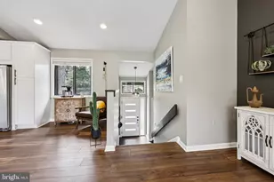 10913 Howland Dr, Reston, VA 20191 - Photo 5