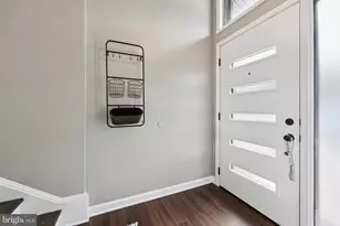 10913 Howland Dr, Reston, VA 20191 - Photo 3