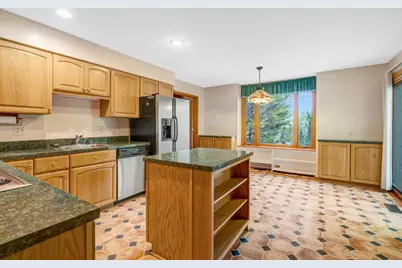 10910 Miller Road, Oakton, VA 22124 - Photo 15