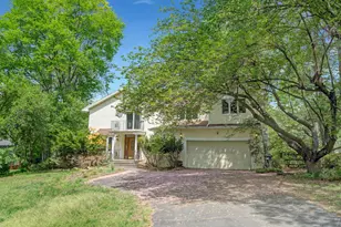 10910 Miller Rd, Oakton, VA 22124 - Photo 3