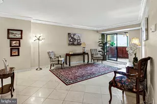 5903 Mt Eagle Dr, Alexandria, VA 22303 - Photo 9