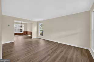 2982 Emerald Chase Dr, Herndon, VA 20171 - Photo 19