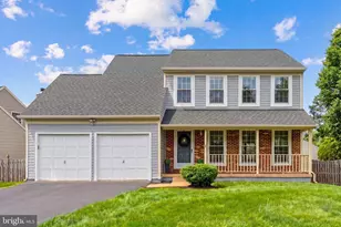2982 Emerald Chase Dr, Herndon, VA 20171 - Photo 3