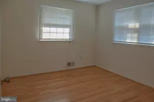 5232 Oldcastle Ln, Springfield, VA 22151 - Photo 11