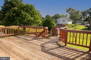 5232 Oldcastle Ln, Springfield, VA 22151 - Photo 5