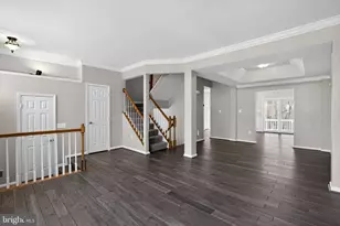 3102 Sutherland Hill Ct, Fairfax, VA 22031 - Photo 15