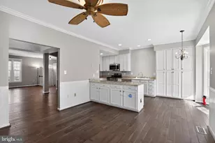 3102 Sutherland Hill Ct, Fairfax, VA 22031 - Photo 13