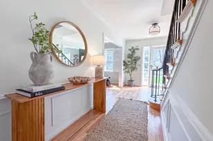 1558 Forest Villa Ln, McLean, VA 22101 - Photo 5