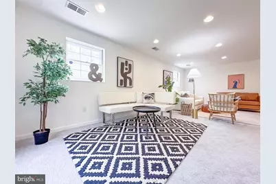 1558 Forest Villa Lane, McLean, VA 22101 - Photo 37