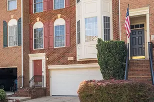 3964 Royal Lytham Dr, Fairfax, VA 22033 - Photo 3