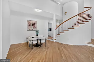 2028 Beacon Pl, Reston, VA 20191 - Photo 5