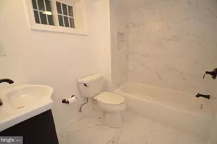 5200 Kings Park Dr, Springfield, VA 22151 - Photo 17