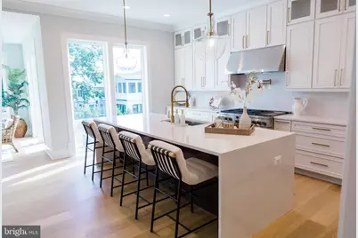 408 SE Fellini Court, Vienna, VA 22180 - Photo 17