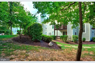 10198 Oakton Terrace Road, Oakton, VA 22124 - Photo 21