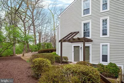 10198 Oakton Terrace Road, Oakton, VA 22124 - Photo 3