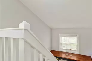 10198 Oakton Terrace Rd, Oakton, VA 22124 - Photo 15