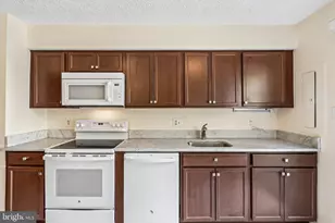 14002 Walter Bowie Ln, Centreville, VA 20121 - Photo 15