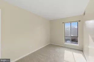 2316 Freetown Ct, Reston, VA 20191 - Photo 9