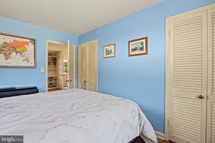 909 Plum St SW, Vienna, VA 22180 - Photo 17