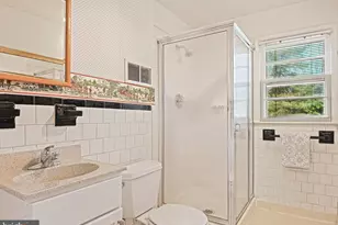 909 Plum St SW, Vienna, VA 22180 - Photo 27