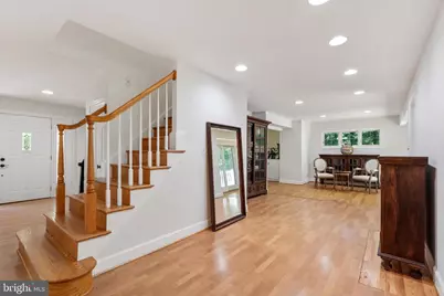 10418 Adel Road, Oakton, VA 22124 - Photo 19