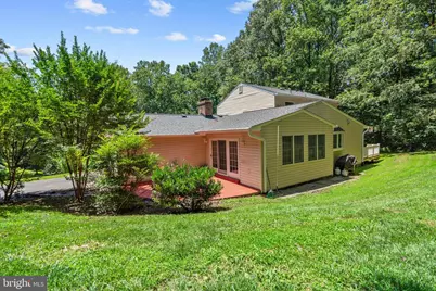 10418 Adel Road, Oakton, VA 22124 - Photo 45