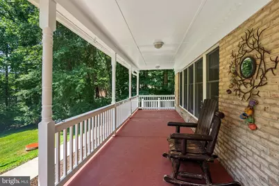 10418 Adel Road, Oakton, VA 22124 - Photo 37