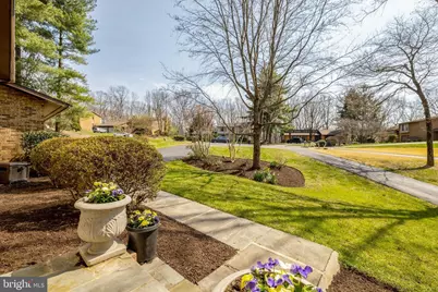 9122 Cricklewood Court, Vienna, VA 22182 - Photo 7